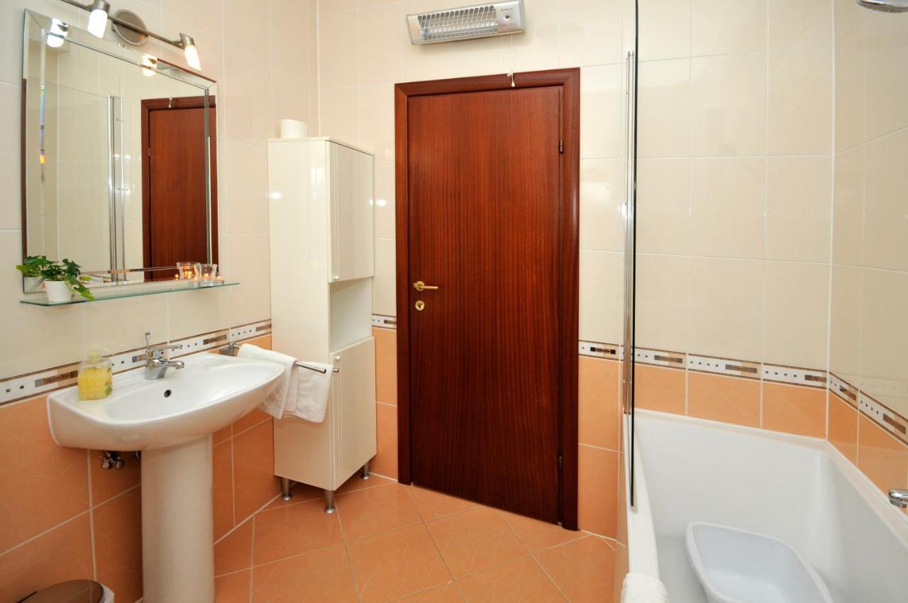 Apartments Roza 特罗吉尔 外观 照片